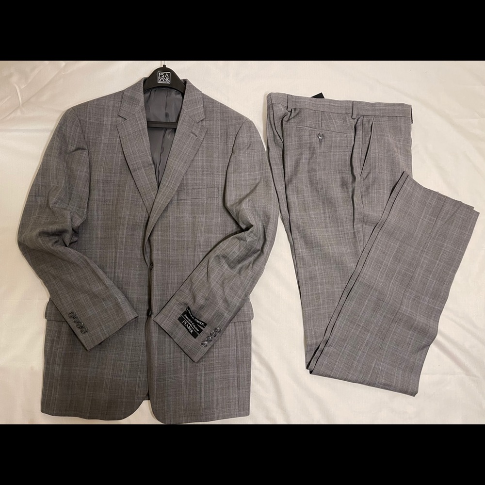 Jos. A. Bank Gray men’s suit